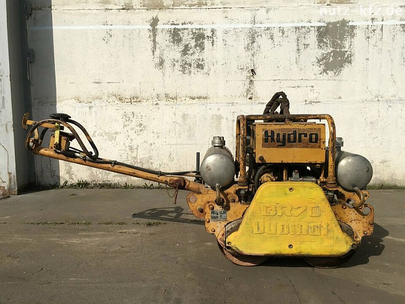 Amman DR70 Vibrations/ Glattwalze