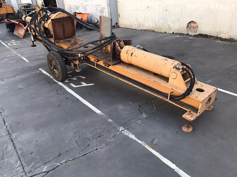 Holzspalter mit Hydraulikaggregat  (Nr: 15)