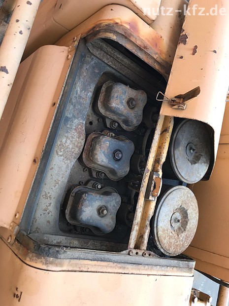 Holzspalter mit Hydraulikaggregat  (Nr: 15)