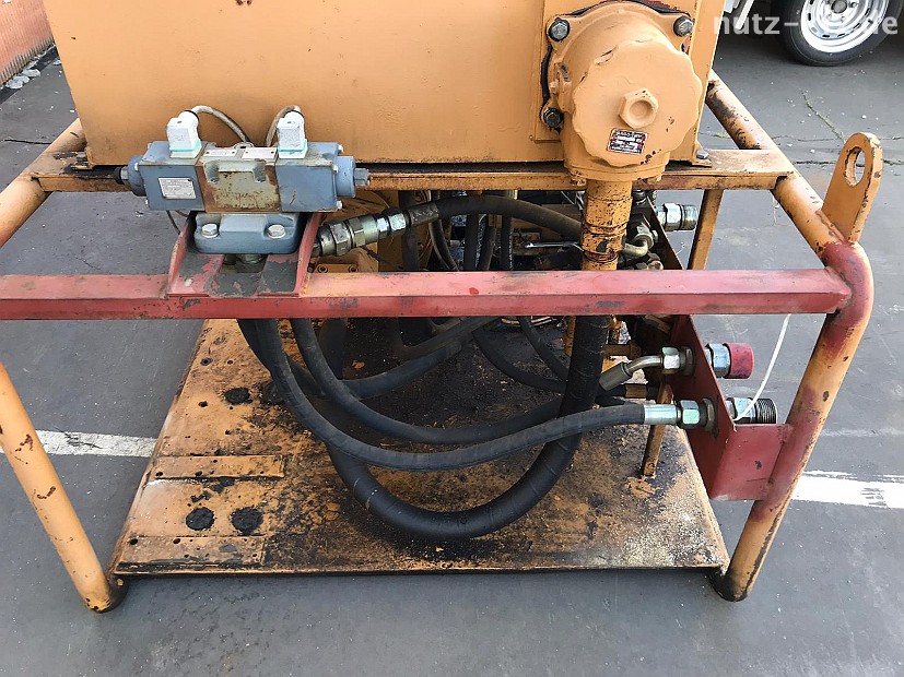Holzspalter mit Hydraulikaggregat  (Nr: 15)