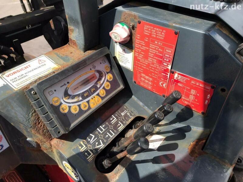 Moffett M4 20.3 Mitnahmestapler Allrad Klappfuss(Nr: MO1)
